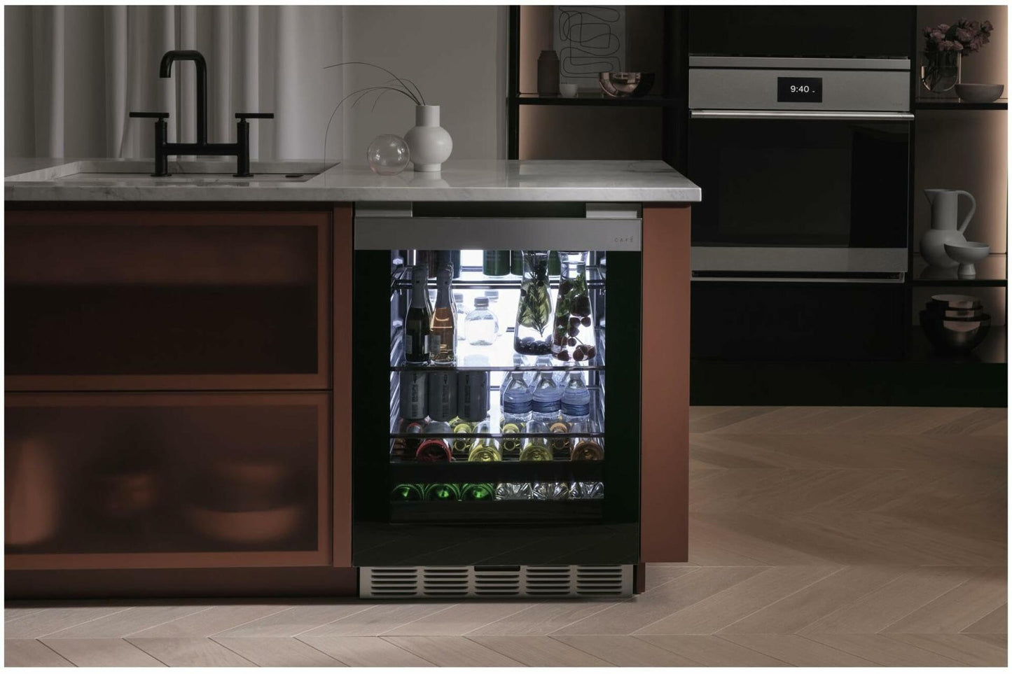 Cafe Beverage Center Platinum Glass CCR06BM2PS5