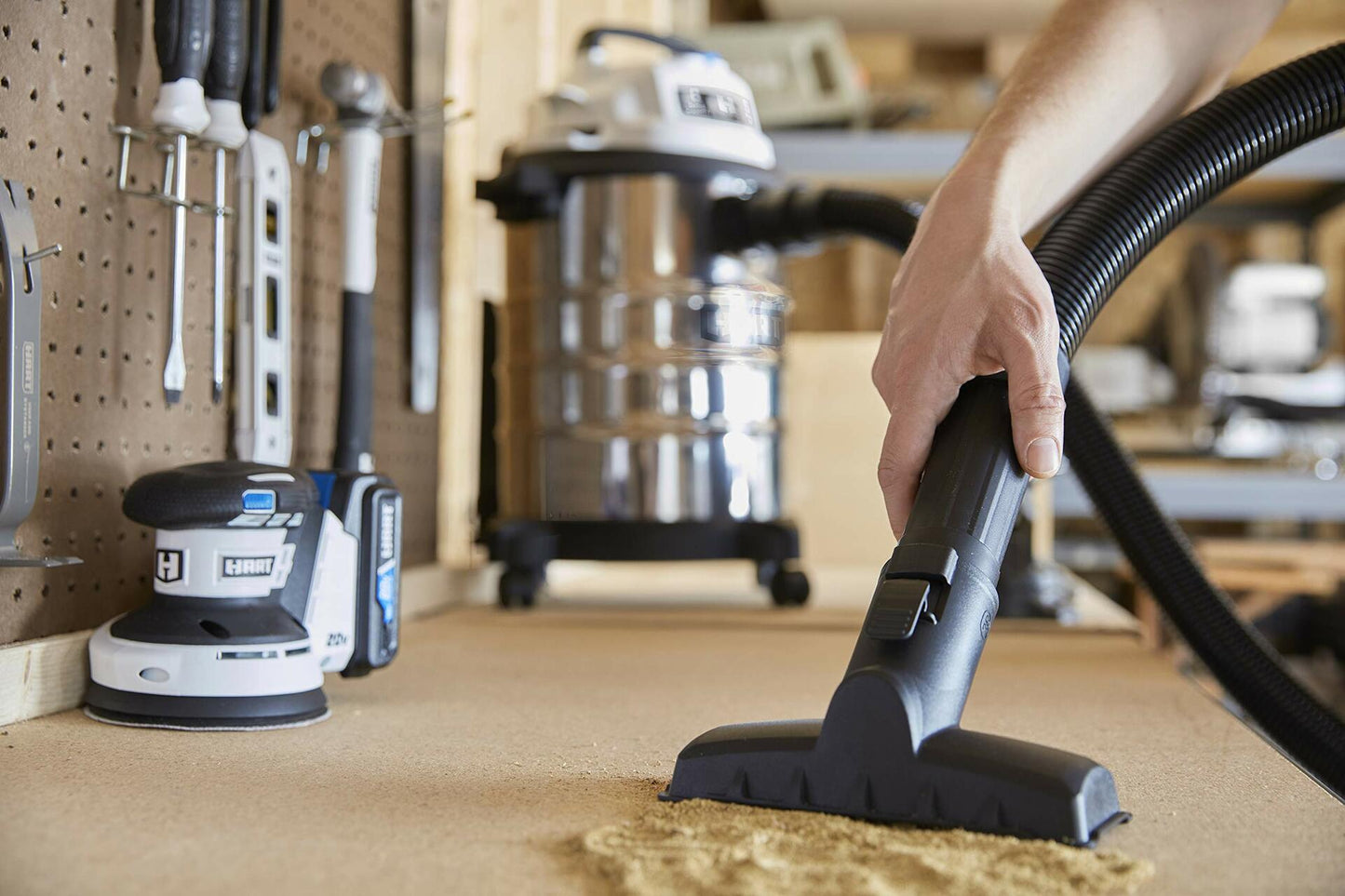 6 Gallon Stainless Steel Wet & Dry Vacuum 5.0 Peak HP - OPEN BOX