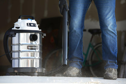 6 Gallon Stainless Steel Wet & Dry Vacuum 5.0 Peak HP - OPEN BOX